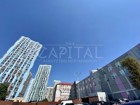 Аренда  офисное помещение Киевская обл., Киев, Василия Сурикова ул., 3А - 29/29