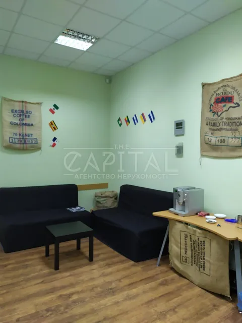 Аренда  офисное помещение Киевская обл., Киев, Василия Сурикова ул., 3А - 15/31
