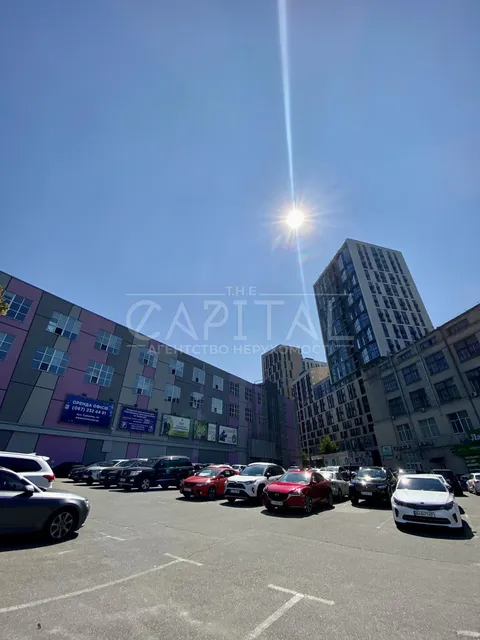 Аренда  офисное помещение Киевская обл., Киев, Василия Сурикова ул., 3А - 22/31