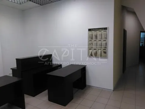 Аренда  офисное помещение Киевская обл., Киев, Соборности ул.,  - 2/4