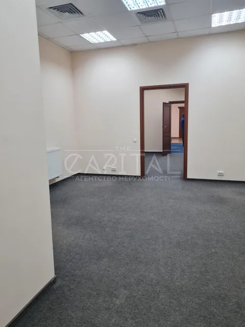 Аренда  офисное помещение Киевская обл., Киев, Новоконстантиновская ул.,  - 7/13