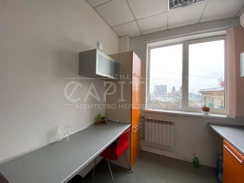 Аренда  офисное помещение Киевская обл., Киев, Бехтеревский ул., 4в - 13/19