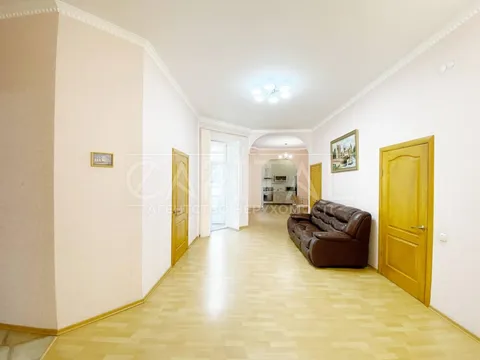 Аренда  офисное помещение Киевская обл., Киев, Шота Руставели ул., 34 - 3/25