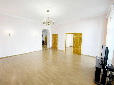 Аренда  офисное помещение Киевская обл., Киев, Шота Руставели ул., 34 - 4/25