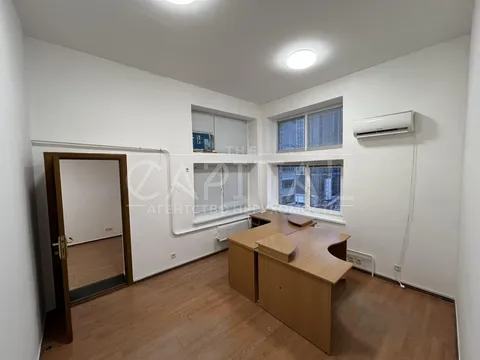 Аренда  офисное помещение Киевская обл., Киев, Антоновича ул., 103а - 6/17