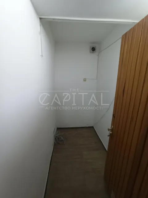 Аренда  офисное помещение Киевская обл., Киев, Антоновича ул., 103а - 12/17