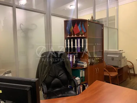 Аренда  офисное помещение Киевская обл., Киев, Липская ул., 10 - 13/22