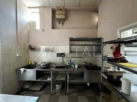 Аренда  коммерческое помещение Киевская обл., Киев, Куреневская ул., 2Б - 17/22
