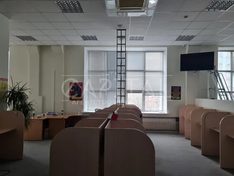 Аренда  офисное помещение Киевская обл., Киев, Василия Сурикова ул., 3 - 7/26