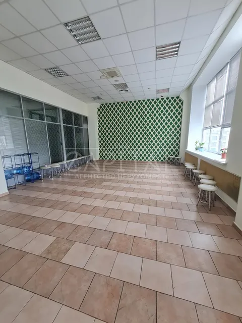 Аренда  офисное помещение Киевская обл., Киев, Василия Сурикова ул., 3 - 20/26