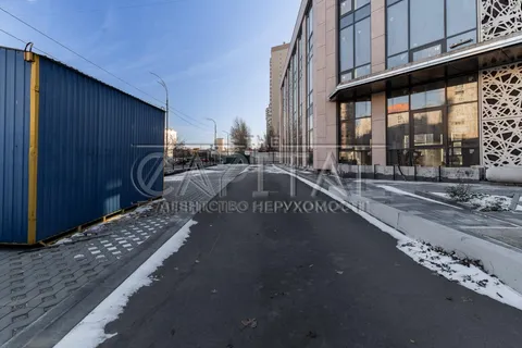 Аренда  коммерческое помещение Киевская обл., Киев, Григоренко Петра ул., 10 - 8/28