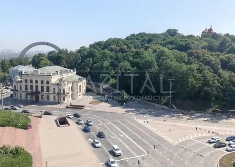 Аренда  офисное помещение Киевская обл., Киев, Крещатик ул., 4 - 19/22