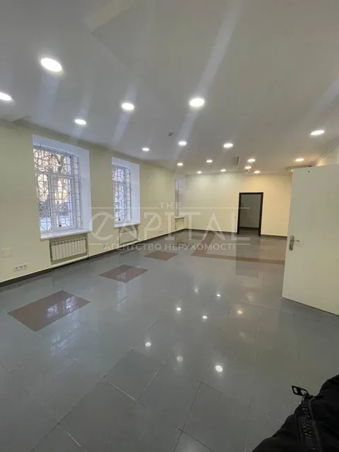 Аренда  офисное помещение Киевская обл., Киев, Ежи Гедройца ул., 6 - 1/23
