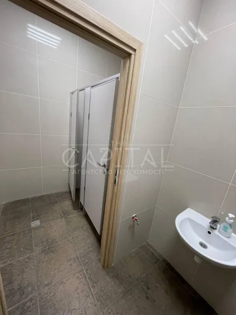 Аренда  офисное помещение Киевская обл., Киев, Ежи Гедройца ул., 6 - 17/23