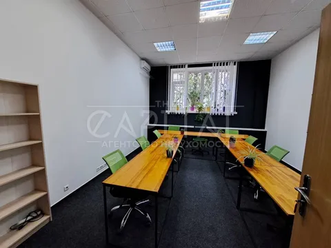 Аренда  офисное помещение Киевская обл., Киев, Марії Капніст ул., 2 - 6/12