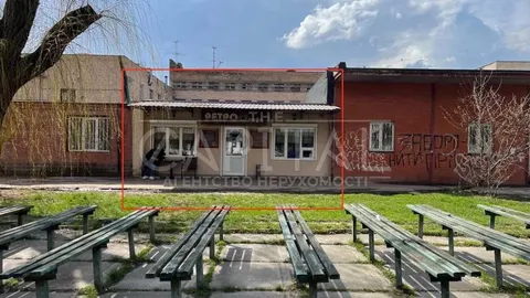Аренда  коммерческое помещение Киевская обл., Киев, Юры Гната ул., 7  - 1/22