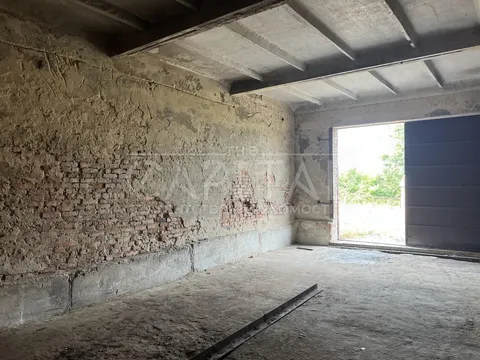 Аренда  коммерческое помещение Киевская обл., Росава, Підгірний ул.,  - 14/40