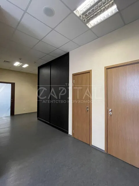 Аренда  офисное помещение Киевская обл., Киев, Горяна ул., 2Б - 40/50