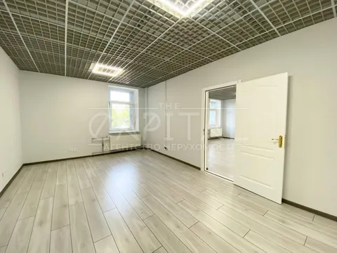 Аренда  офисное помещение Киевская обл., Киев, Ушинского ул., 40 - 8/14