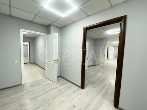 Аренда  офисное помещение Киевская обл., Киев, Ушинского ул., 40 - 4/15