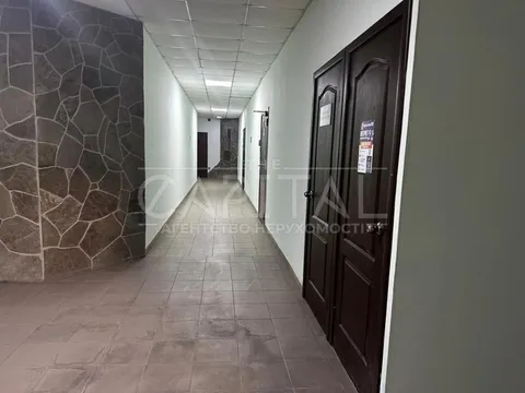 Аренда  офисное помещение Киевская обл., Киев, Кловский спуск ул., 7 - 9/9
