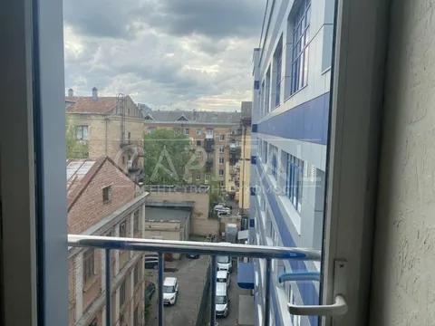 Аренда  офисное помещение Киевская обл., Киев, Деловая ул., 5 - 13/15