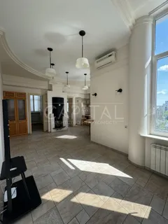 Аренда  офисное помещение Киевская обл., Киев, Ивана Мазепы ул., 3