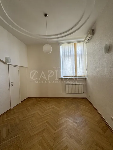 Аренда  офисное помещение Киевская обл., Киев, Ивана Мазепы ул., 3 - 4/26