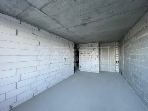 Аренда  офисное помещение Киевская обл., Киев, Дніпровська набережна ул., 6 - 14/17