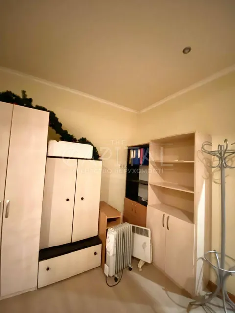 Аренда  офисное помещение Киевская обл., Киев, Сагайдачного Петра ул., 31 - 8/13