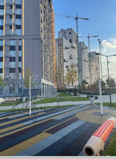 Аренда  коммерческое помещение Киевская обл., Киев, Наддніпрянське шосе ул., 2а - 2/8
