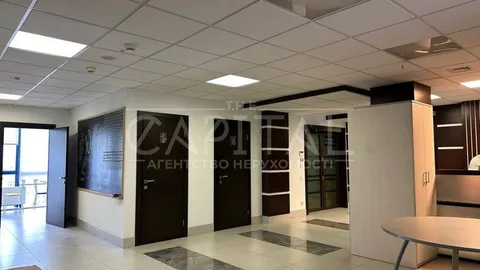 Аренда  офисное помещение Киевская обл., Киев, Науки ул.,  - 5/21