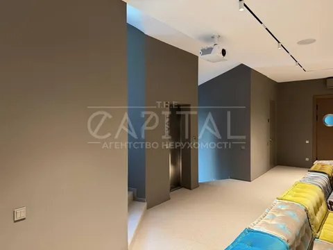 Аренда  офисное помещение Киевская обл., Киев, Новоселицкая ул., 7 - 5/27