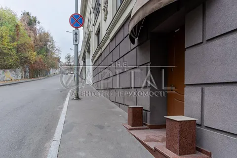 Аренда  офисное помещение Киевская обл., Киев, Глубочицкая ул., 32б - 27/29