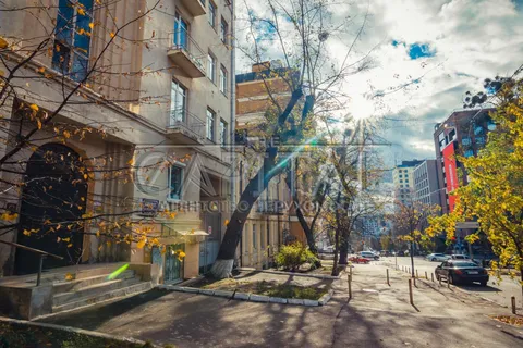 Аренда  офисное помещение Киевская обл., Киев, Владимирская ул., 83 - 22/22