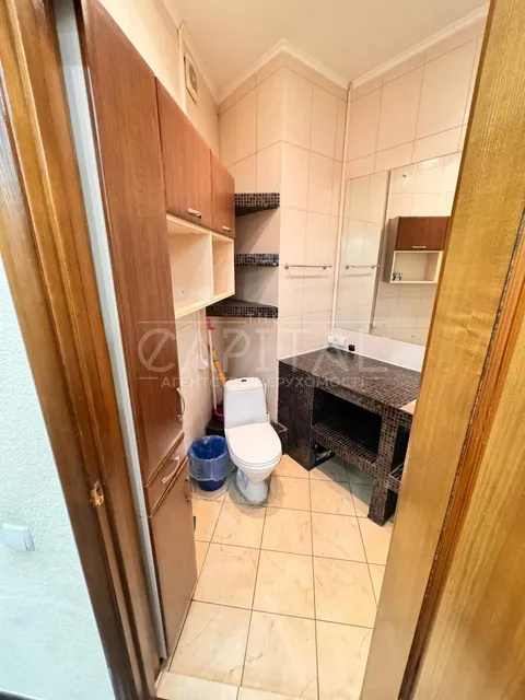 Аренда  офисное помещение Киевская обл., Киев, Леси Украинки ул., 7Б - 14/19