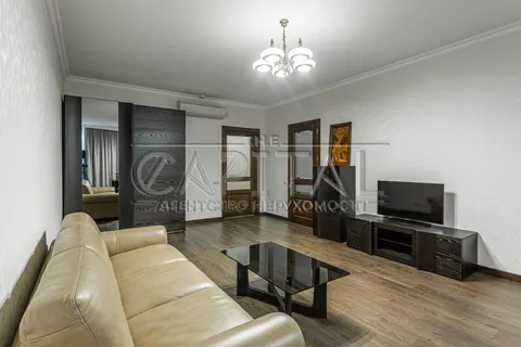 Аренда  офисное помещение Киевская обл., Киев, Кловский спуск ул., 7A - 4/20