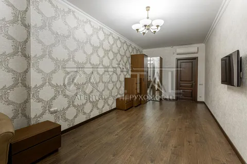 Аренда  офисное помещение Киевская обл., Киев, Кловский спуск ул., 7A - 13/20