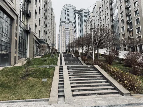 Аренда  коммерческое помещение Киевская обл., Киев, Саперное Поле ул., 3 - 21/24