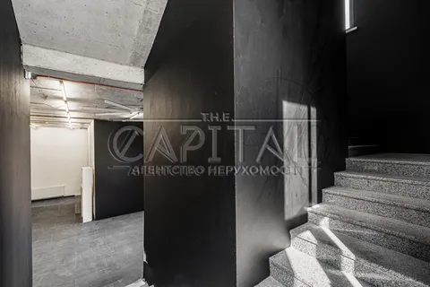 Аренда  офисное помещение Киевская обл., Киев, Кожемяцкая ул.,  - 7/40