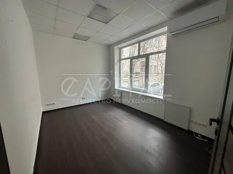 Аренда  коммерческое помещение Киевская обл., Киев, Антоновича ул.,  - 4/20