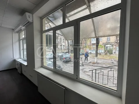 Аренда  коммерческое помещение Киевская обл., Киев, Антоновича ул.,  - 7/20