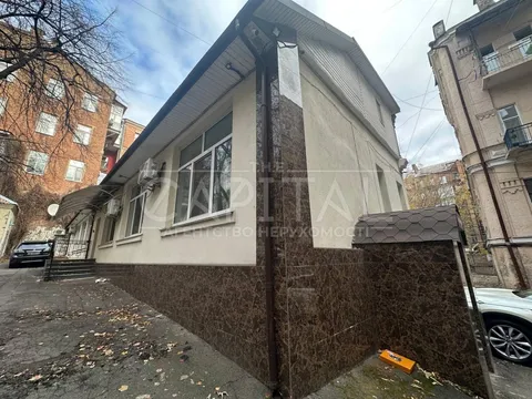 Аренда  коммерческое помещение Киевская обл., Киев, Антоновича ул.,  - 15/20