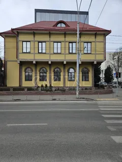 Аренда  офисное помещение Киевская обл., Киев, Генерала Алмазова ул., 12
