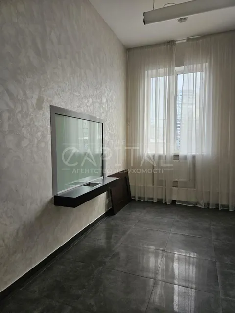Аренда  офисное помещение Киевская обл., Киев, Генерала Алмазова ул., 12 - 28/49