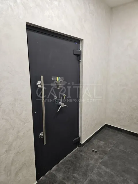 Аренда  офисное помещение Киевская обл., Киев, Генерала Алмазова ул., 12 - 37/49