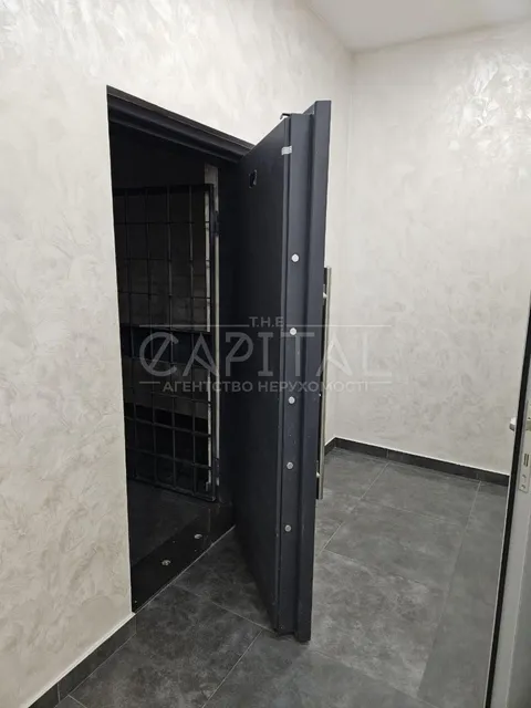 Аренда  офисное помещение Киевская обл., Киев, Генерала Алмазова ул., 12 - 39/49