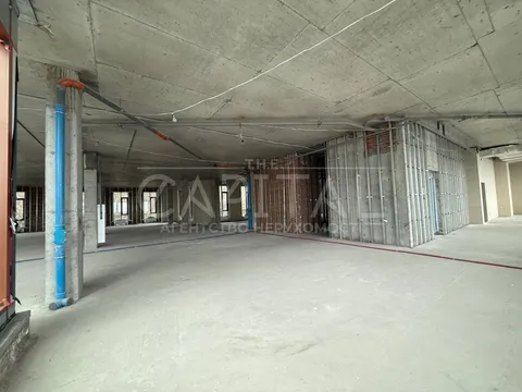 Аренда  офисное помещение Киевская обл., Киев, Сагайдачного Петра ул., 1 - 8/14