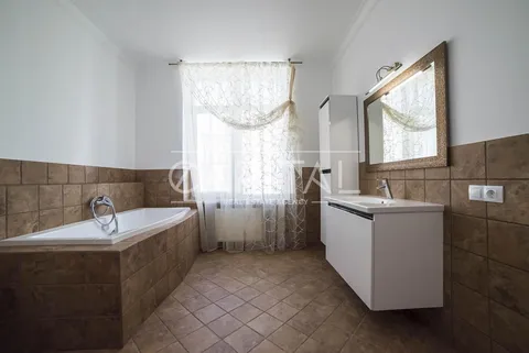 Продажа  квартира Киевская обл., Киев, Андрея Верхогляда ул., 20А - 6/25