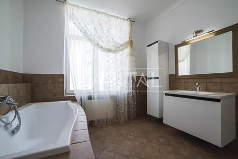Продажа  квартира Киевская обл., Киев, Андрея Верхогляда ул., 20А - 14/25